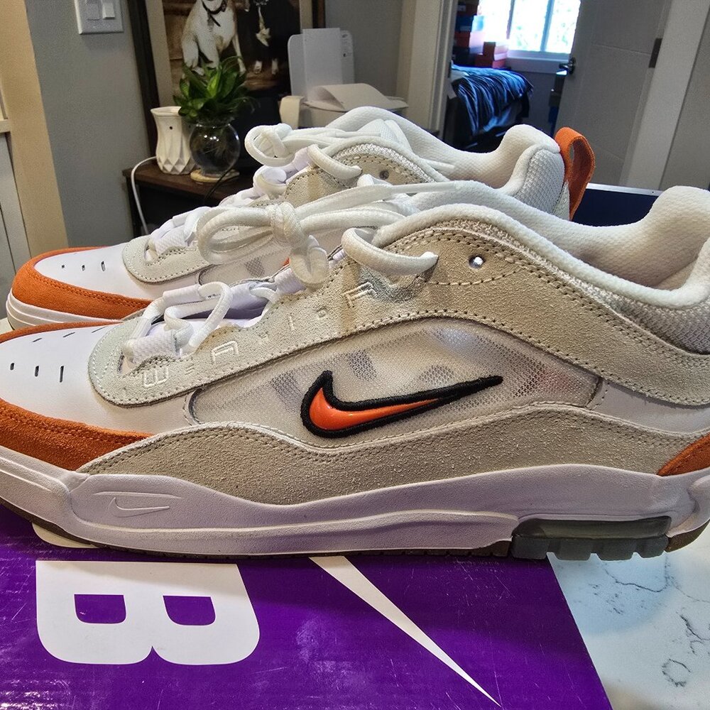 Nike Air Max Ishod Wair Mens SB Summit White & Orange Skate Shoe SZ 10 MENS NEW